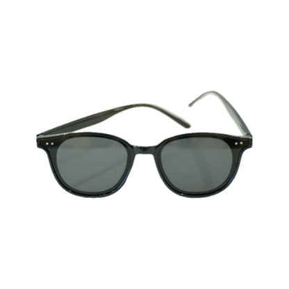 Black sunglasses with a classic rounded design and dark tinted lenses, displayed against a white background.